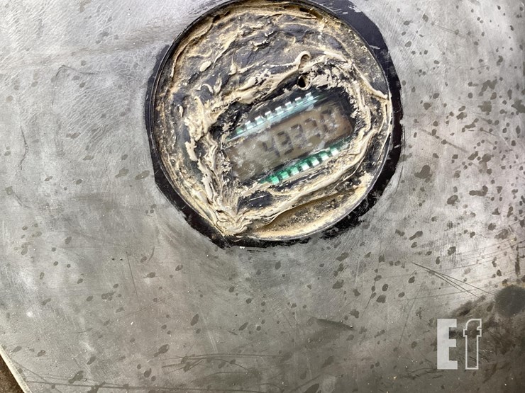 2015-morooka-mst2200vd-image-18