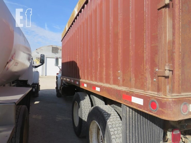 1977-chevrolet-c65-image-10