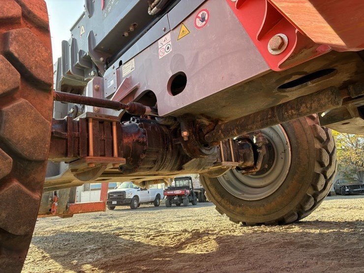 2018-skyjack-sj1056-image-12