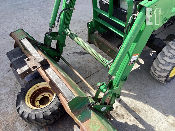 1999-john-deere-4200-image-10