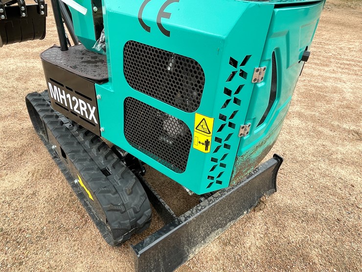 #1697-•-agt-mh12rx-mini-excavator-image-20