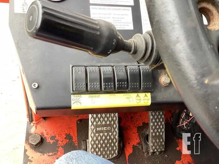 2016-skyjack-zb2044-image-16