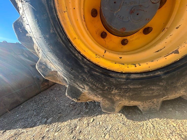 2004-volvo-bl70-image-15