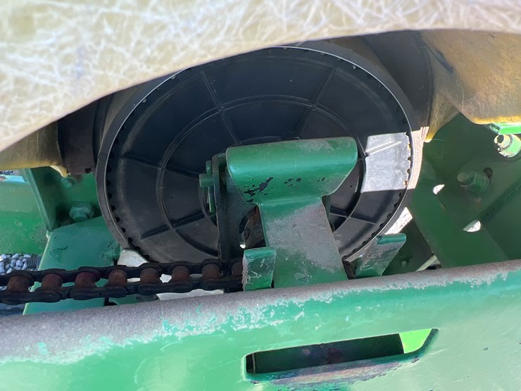 john-deere-7000-image-9