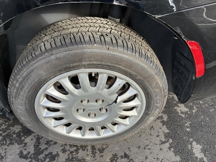 2021-dodge-charger-sedan-image-6