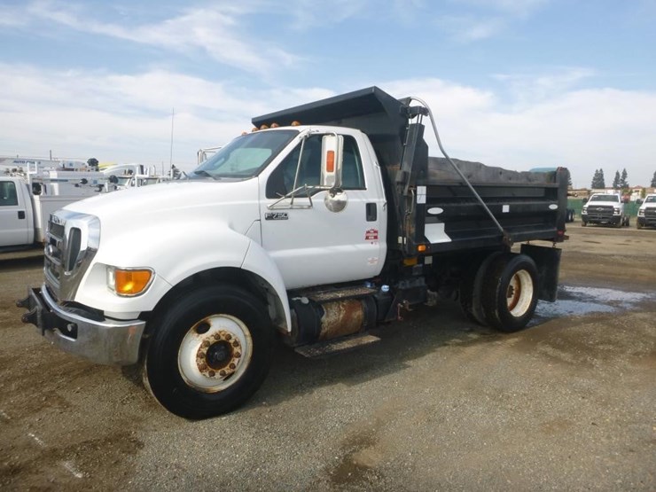 ford-f750-image-1