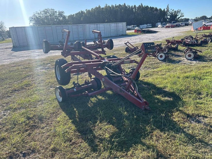 2016-toro-reelmaster-4-gang-mower-attachment-image-2