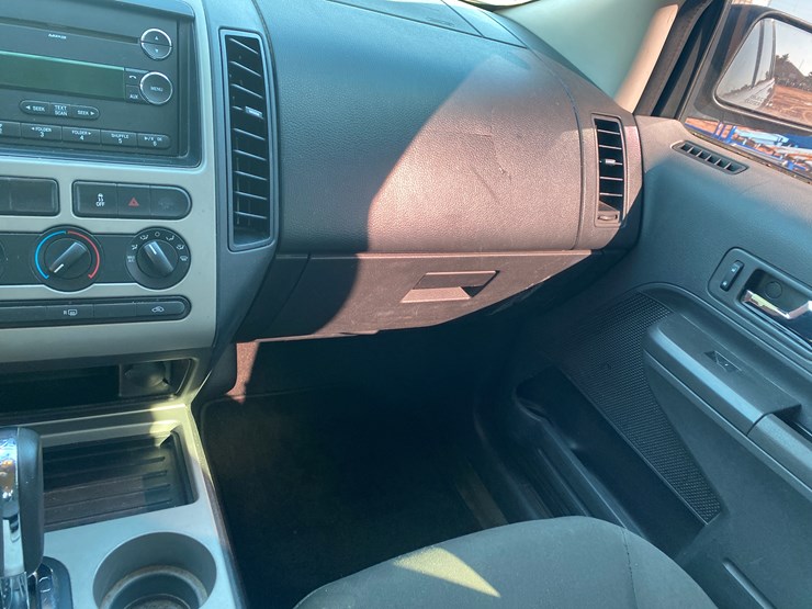 2008-ford-edge-image-40