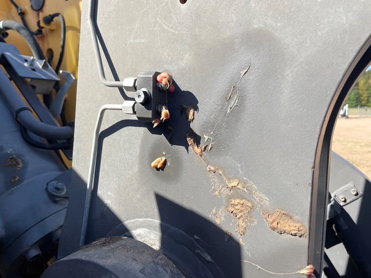 2015-volvo-l70h-image-42