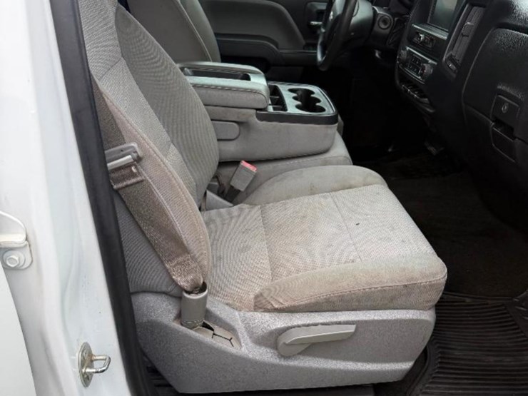 2016-chevrolet-silverado-1500-image-17