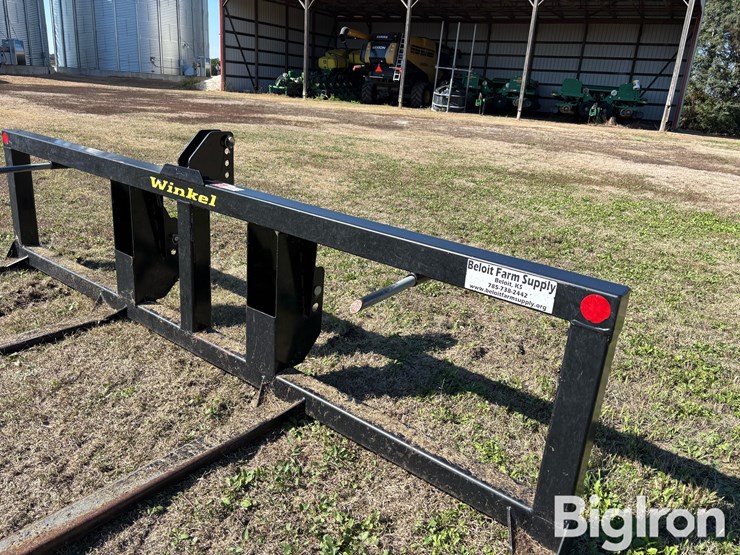 winkel-3-pt-bale-mover-image-13