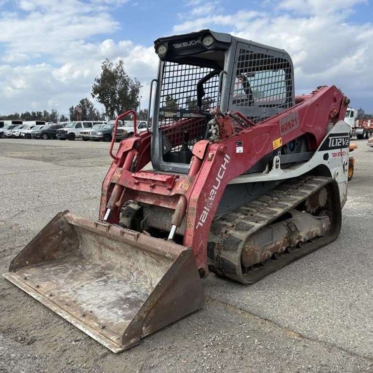 2017 TAKEUCHI TL12V2