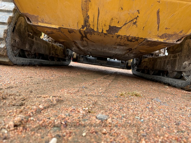 2012-caterpillar-226b3-image-26