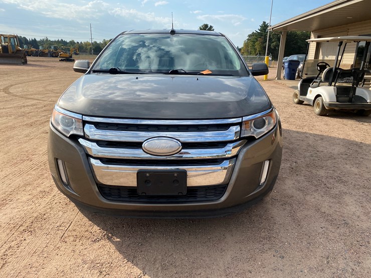 2013-ford-edge-image-44