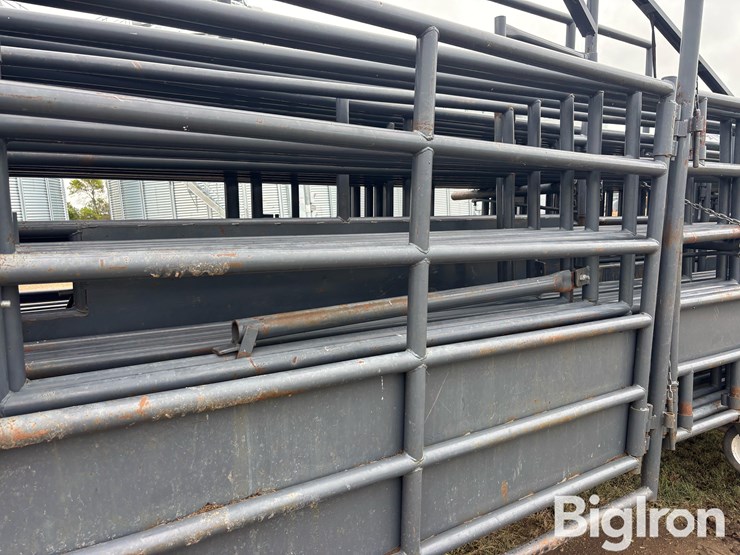 2017-linn-post-&-pipe-wrangler-portable-corral-image-15