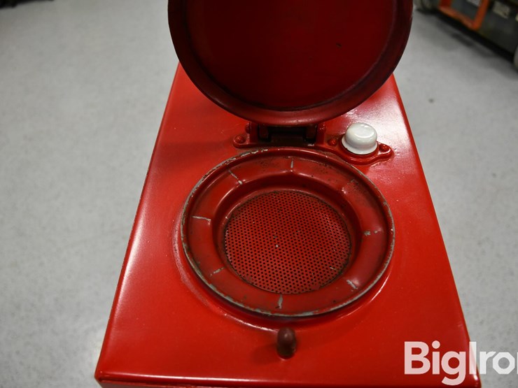 standard-oil-company-oil-tank-image-13