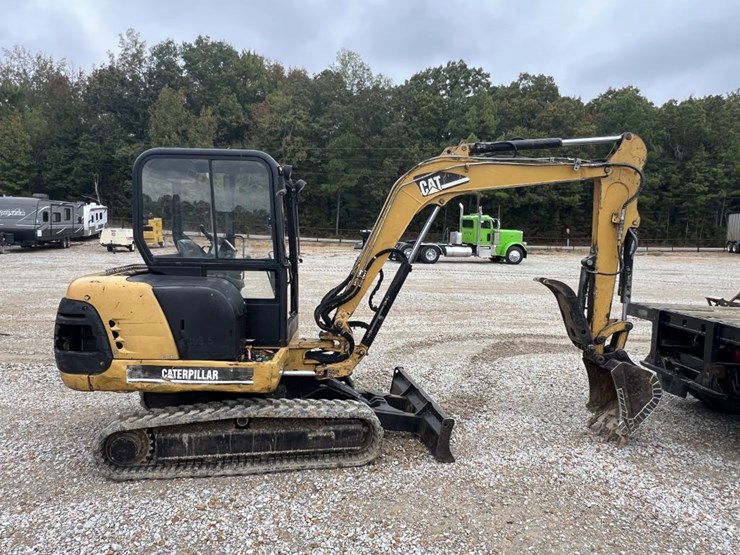 2002-caterpillar-303.5-image-6