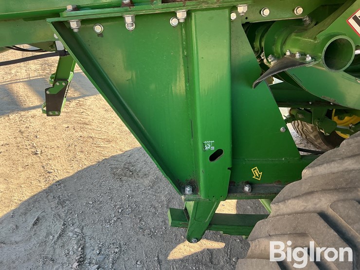 2021-john-deere-l341-image-18