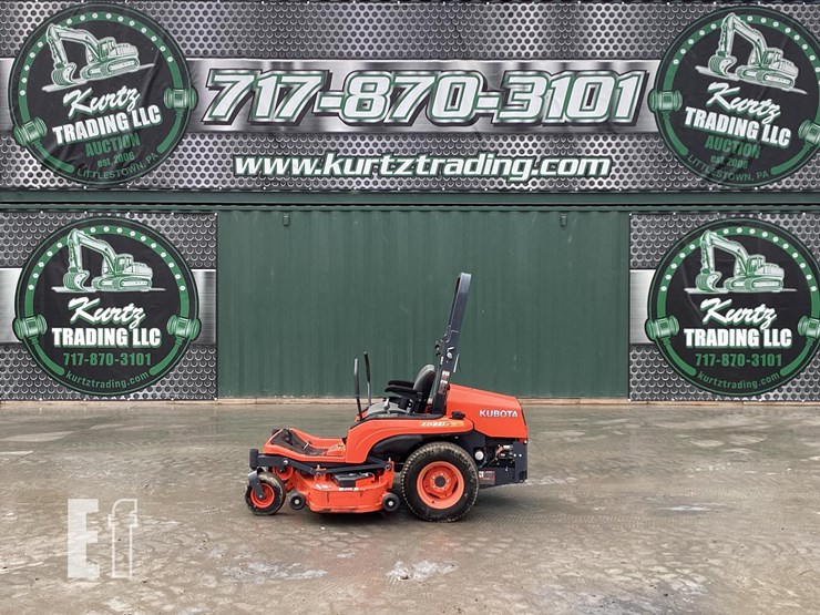 2015-kubota-zd221-image-1