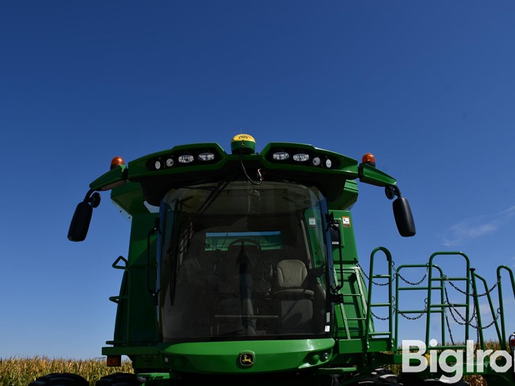 2015-john-deere-s660-image-10