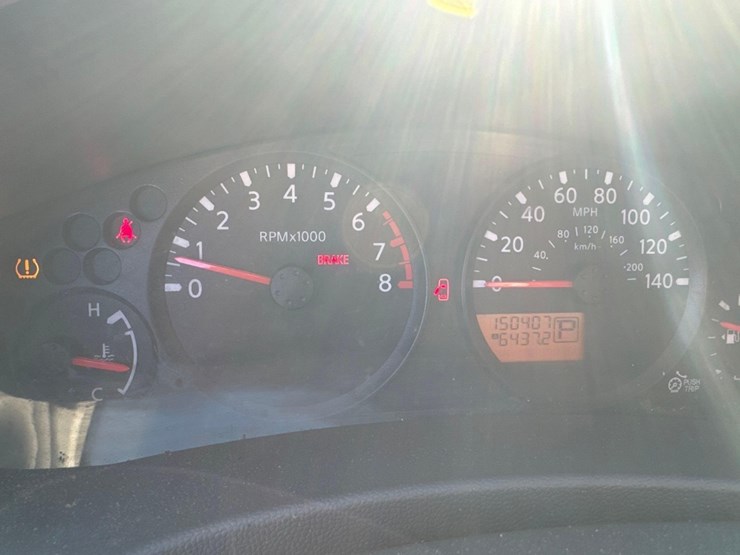 2013-nissan-frontier-image-12