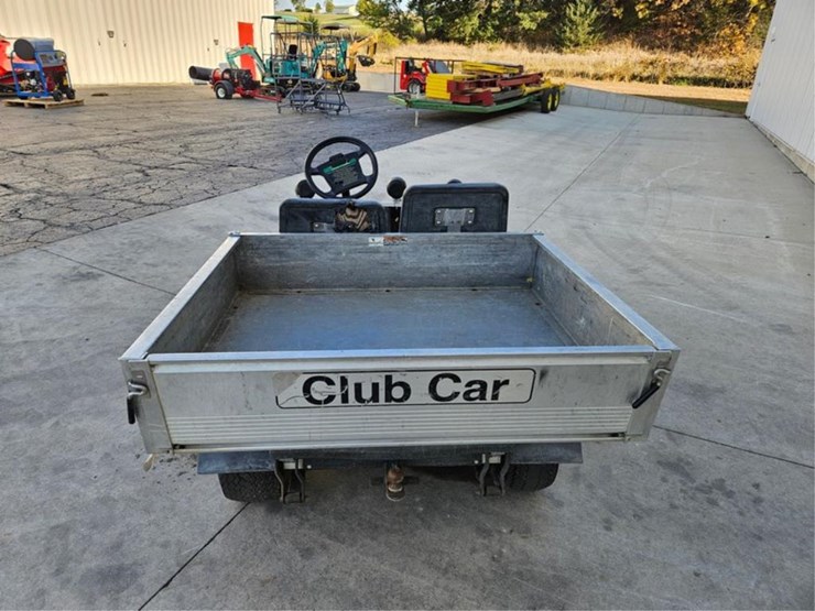 #2481-•-club-car-turf-truck-golf-cart-image-4