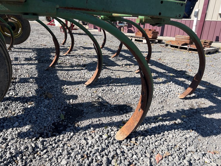 john-deere-1610-image-8