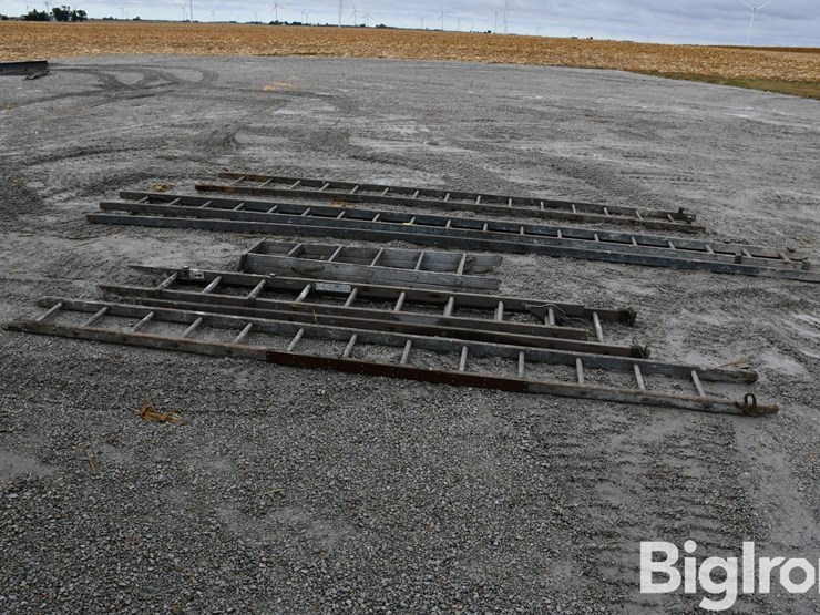 wooden-ladders-image-2