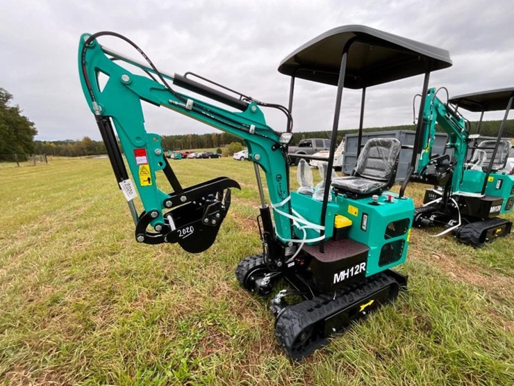 unused-cfg-mh12r-mini-excavator-(bkt,-2-ft-8-in.-image-1