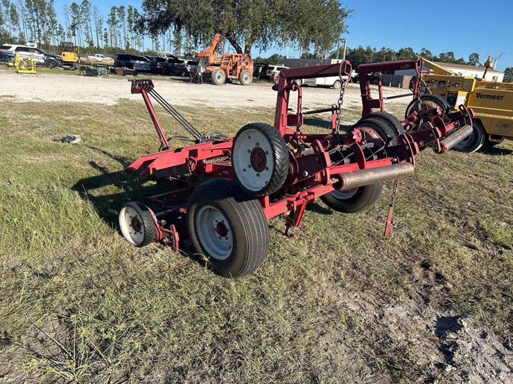 2016-toro-reelmaster-4-gang-mower-attachment-image-4