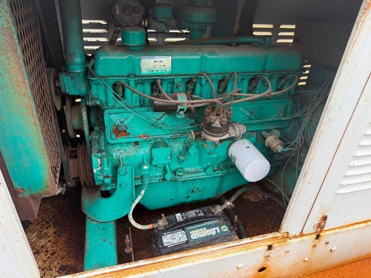 generator-on-trailer-image-9