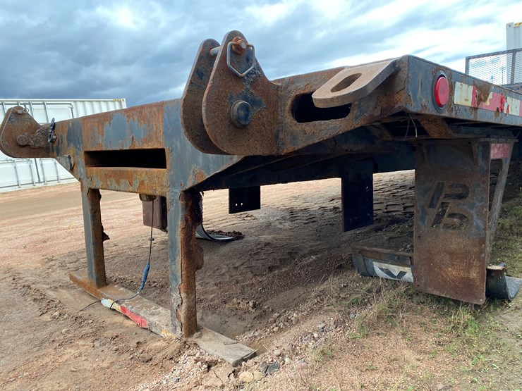 #3354-•-24'-steel-flatbed-image-8