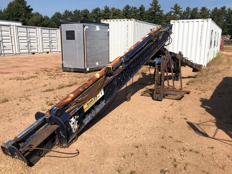 #3337-•-jlg110-35-side-o-matic-concrete-block-boom-image-24