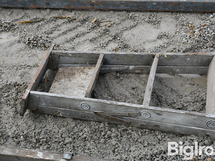 wooden-ladders-image-15