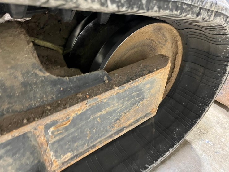 2023-bobcat-t770-image-20