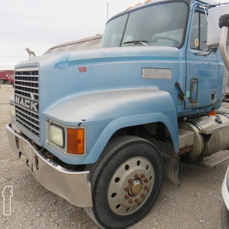 1997 MACK CH600