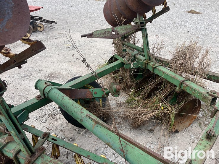 john-deere-18-image-13