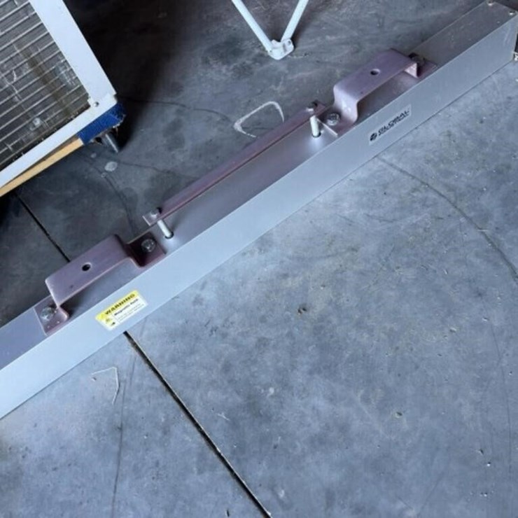 48" Magnet fits on Pallet Forks