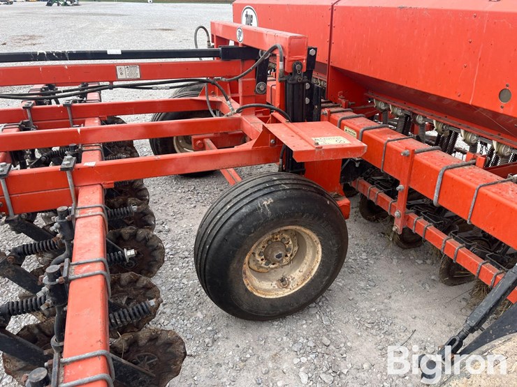 tye-series-v-image-15