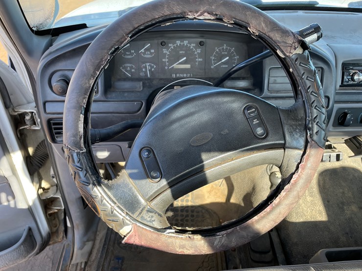 1997-ford-f350-xlt-image-31