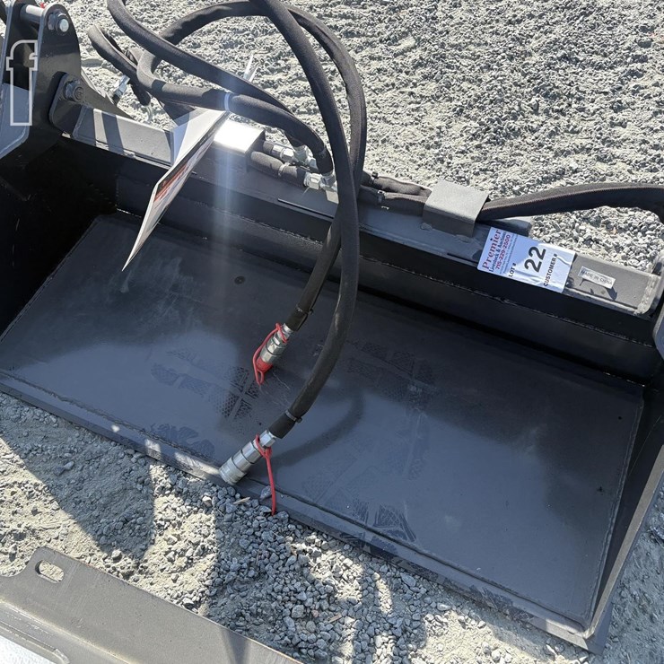 2025 WOLVERINE MCB-11-48W