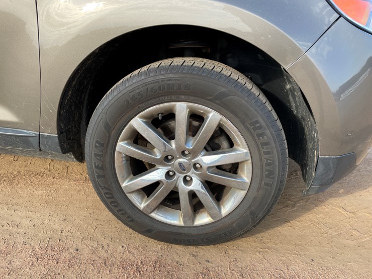 2013-ford-edge-image-20