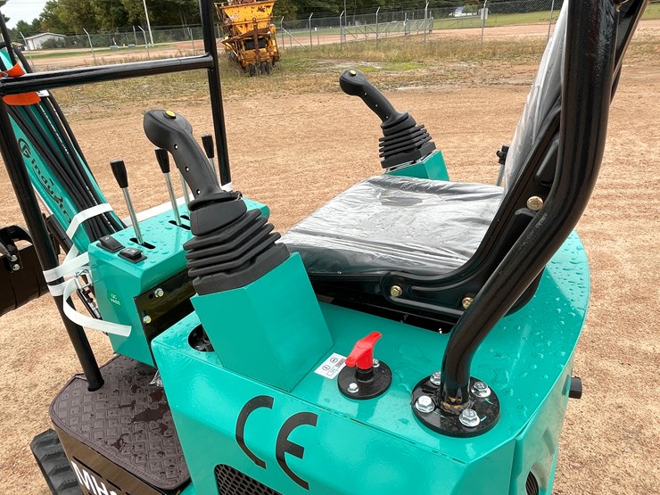 #1697-•-agt-mh12rx-mini-excavator-image-19