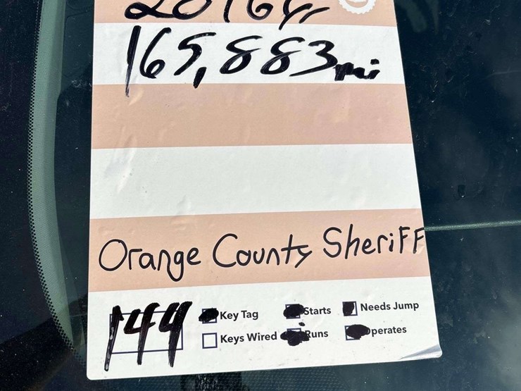 2016-chevrolet-tahoe-image-28