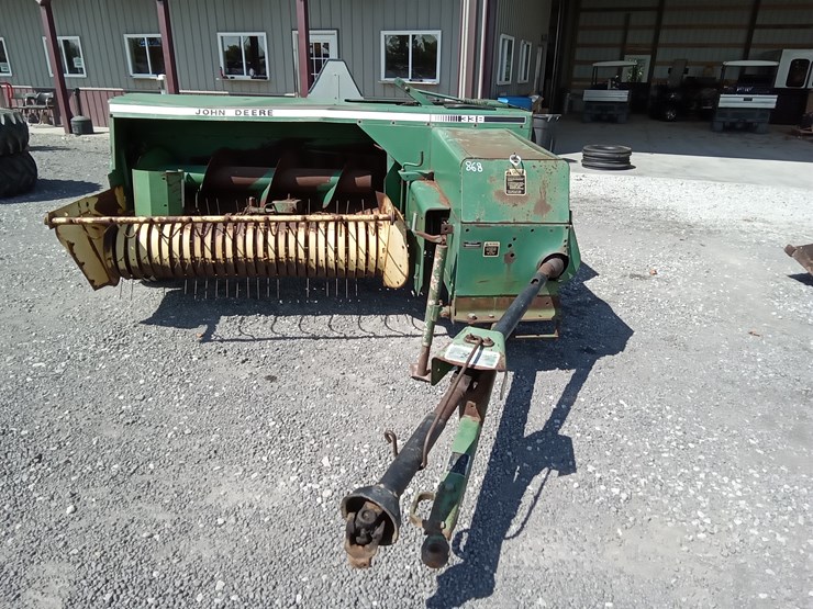 john-deere-338-image-3