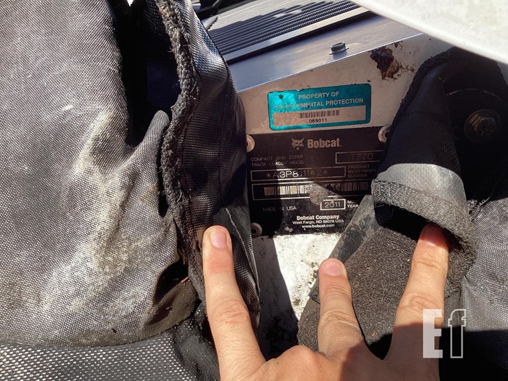 2011-bobcat-t770-image-20