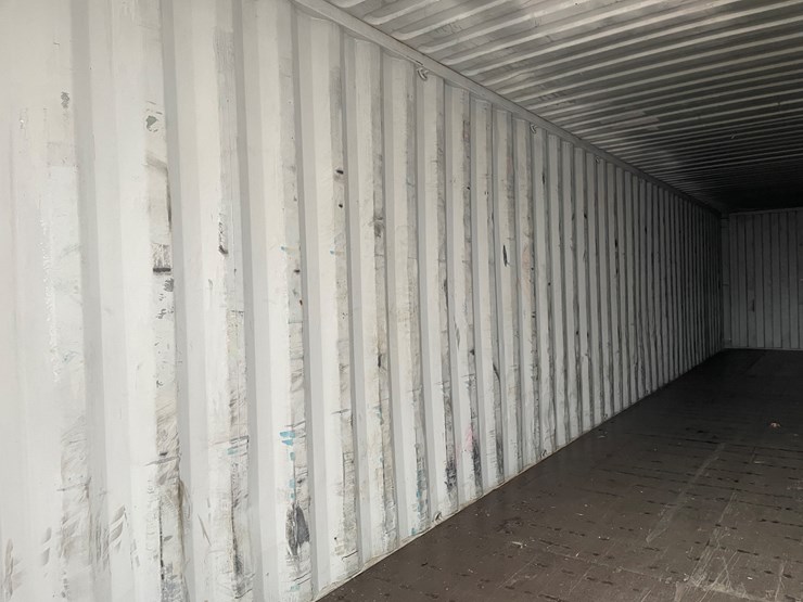 #3352-•-40'-standard-height-shipping-container-image-12