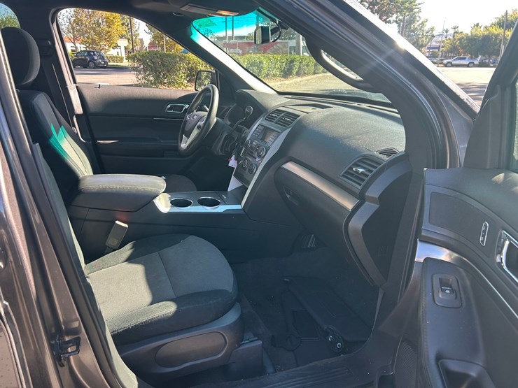 ford-explorer-image-5