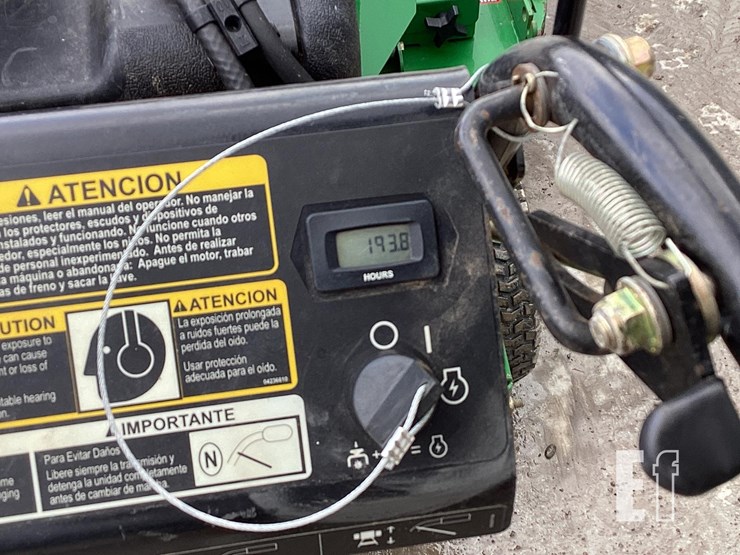 2015-john-deere-w155-image-12