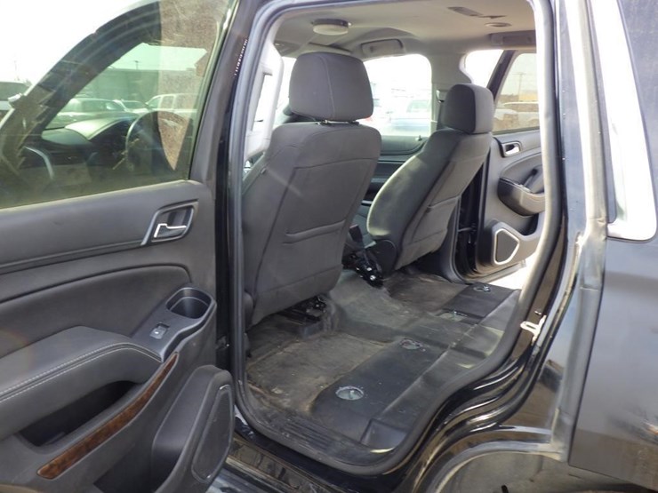 2020-chevrolet-tahoe-image-7